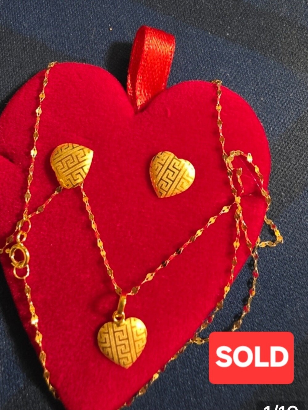SOLD! 18k Gold Heart Pendant & Screw Earrings Set  For Kids Too Small  For Adult